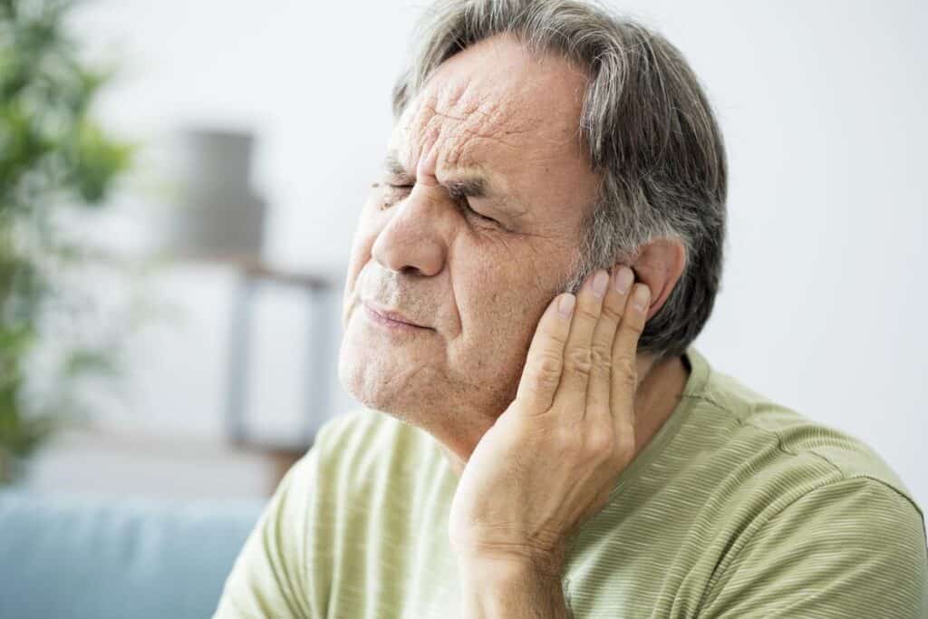 Tinnitus Hearing Aid For Senior Citizen 1024x683